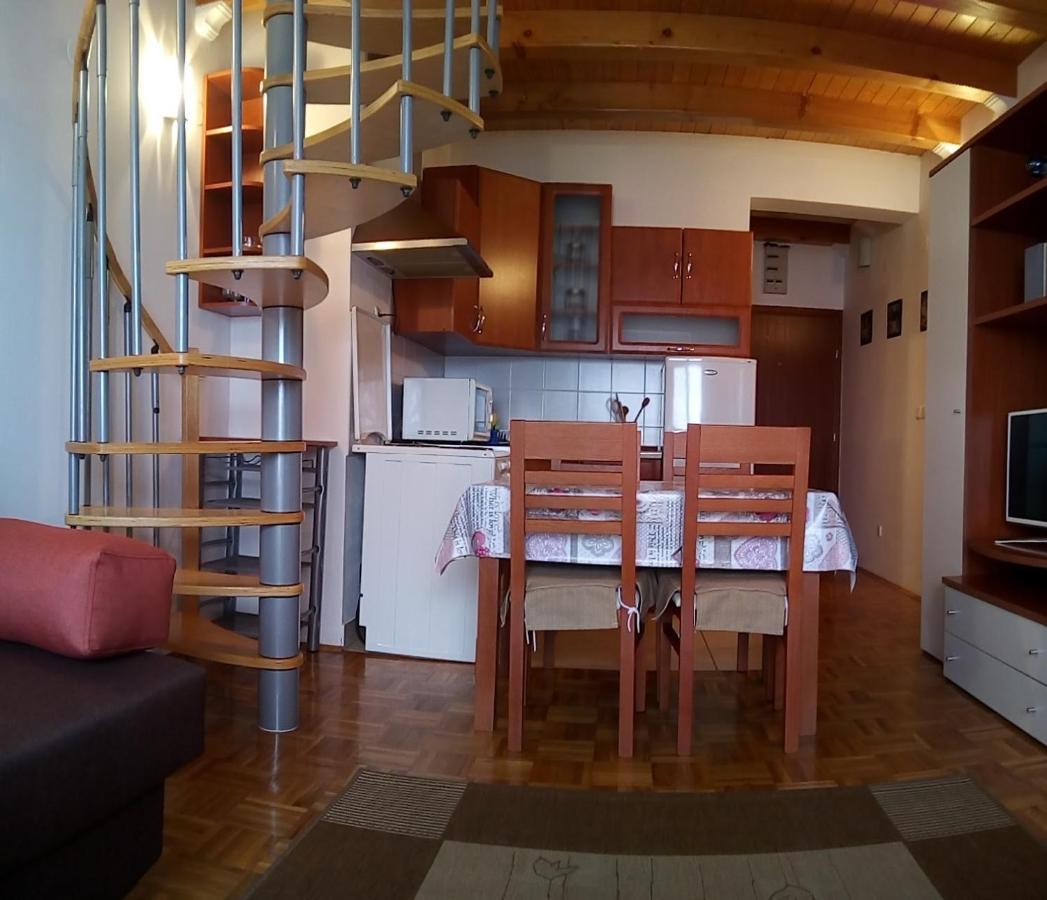 Apartment Malkoc Crikvenica Buitenkant foto