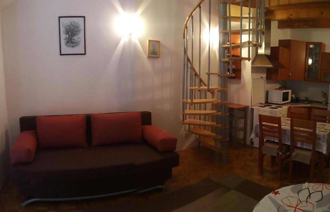 Apartment Malkoc Crikvenica Buitenkant foto