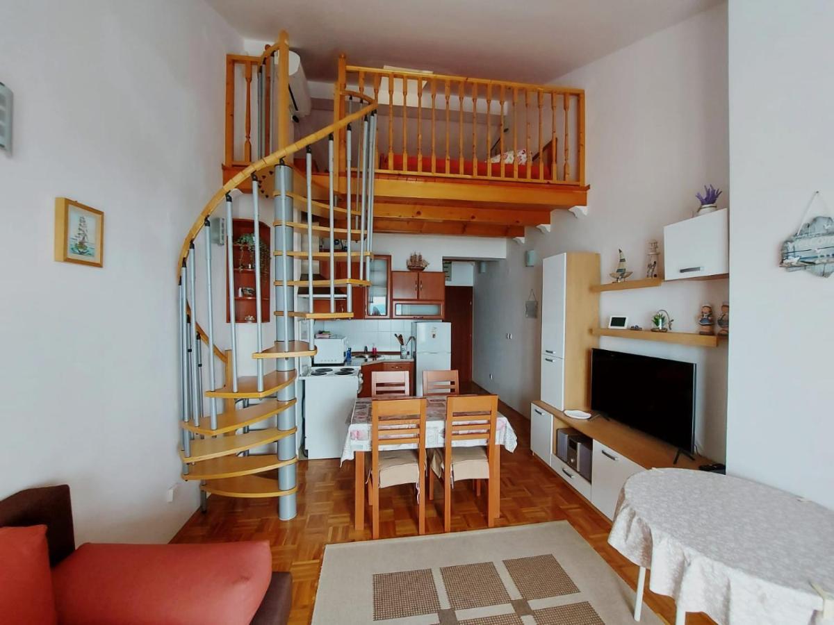 Apartment Malkoc Crikvenica Buitenkant foto